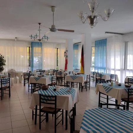 Hotel Halifax 3*