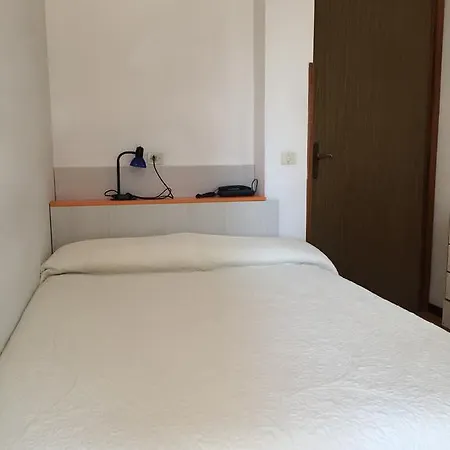 Halifax Hotel 3*