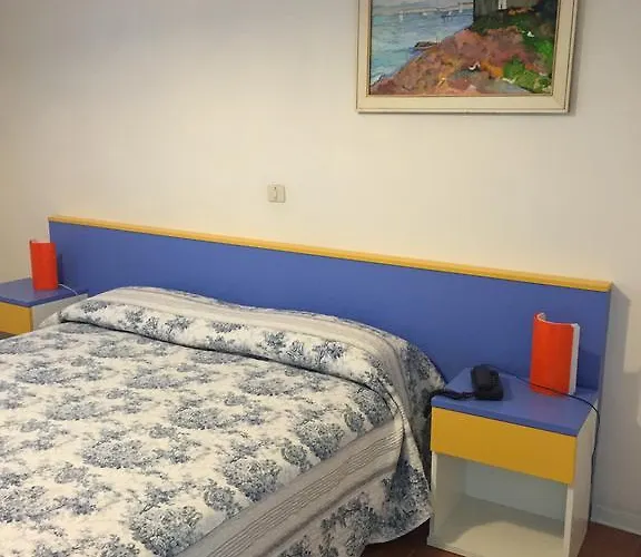 Halifax Szálloda 3*