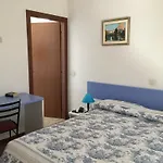 Halifax 3*