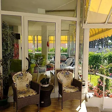 Halifax 3* Jesolo