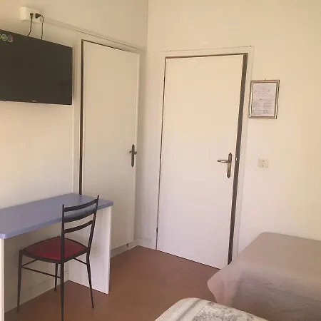 Halifax 호텔 리도 디 예솔로