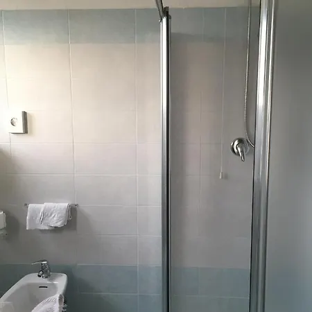 Halifax Szálloda 3*